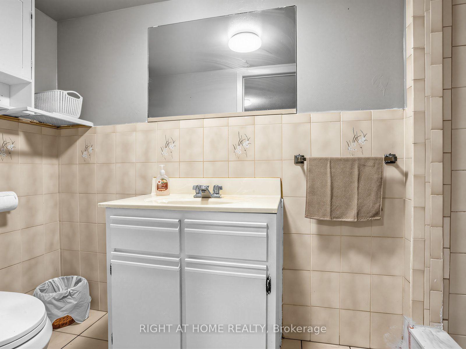 Photo 34 of 102 Judson Street, Etobicoke, Mimico — HOMEH