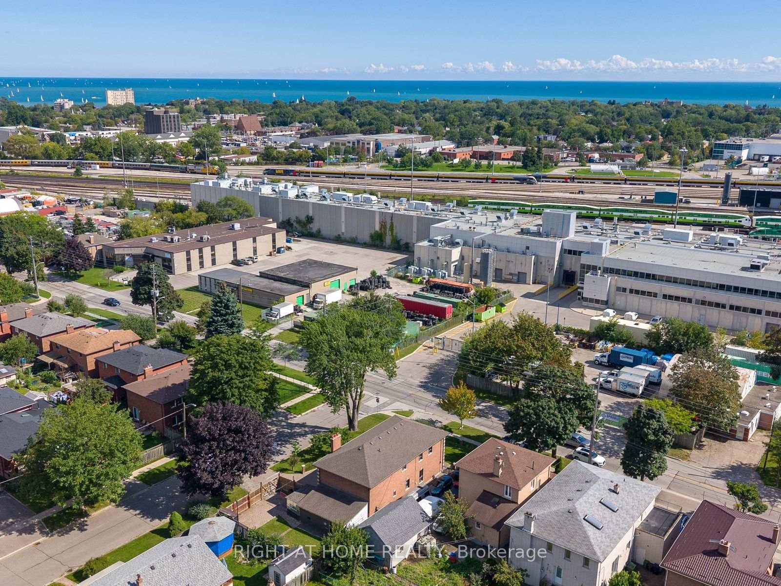 Photo 43 of 102 Judson Street, Etobicoke, Mimico — HOMEH
