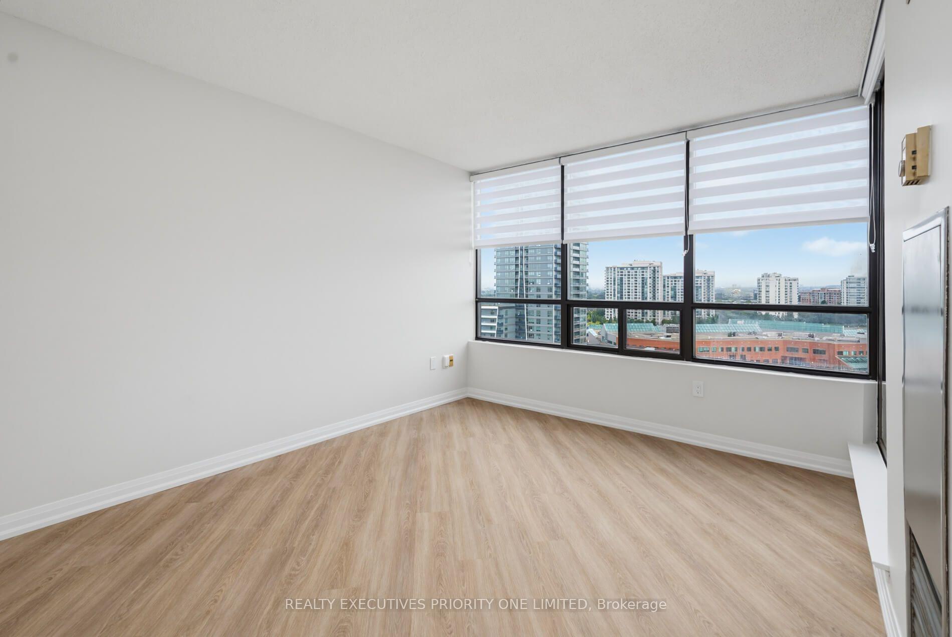 Photo 12 of Unit 1501, 7460 Bathurst Street, Vaughan, Brownridge — HOMEH