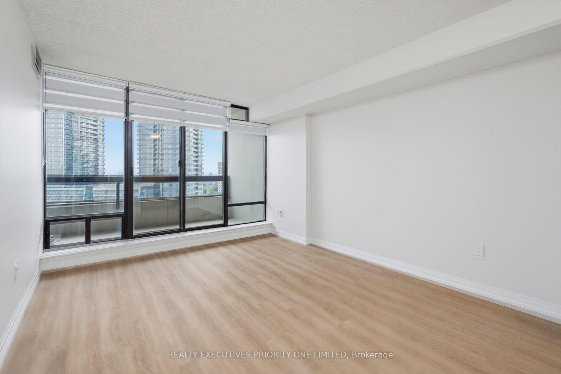 Photo 16 of Unit 1501, 7460 Bathurst Street, Vaughan, Brownridge — HOMEH