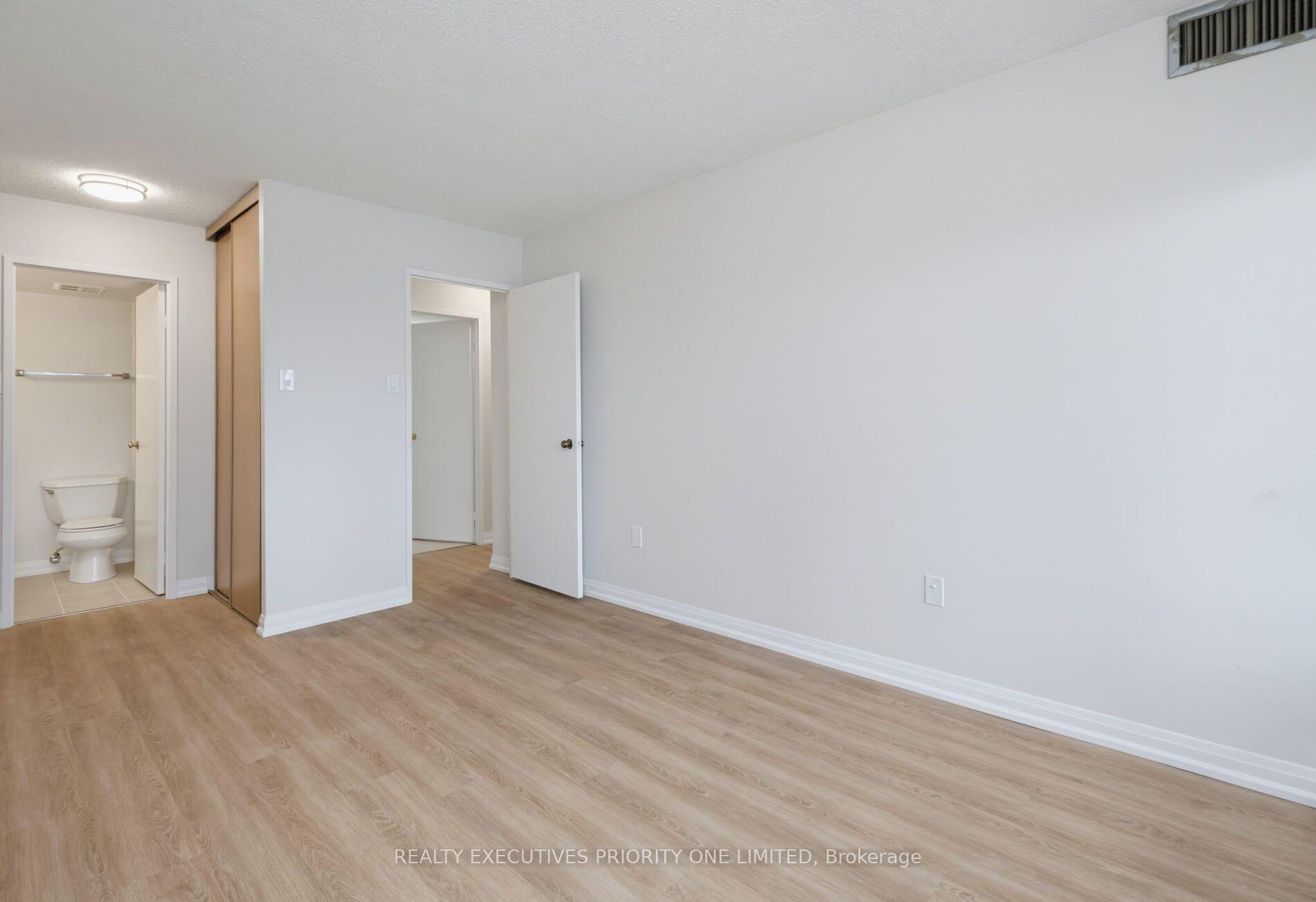 Photo 19 of Unit 1501, 7460 Bathurst Street, Vaughan, Brownridge — HOMEH