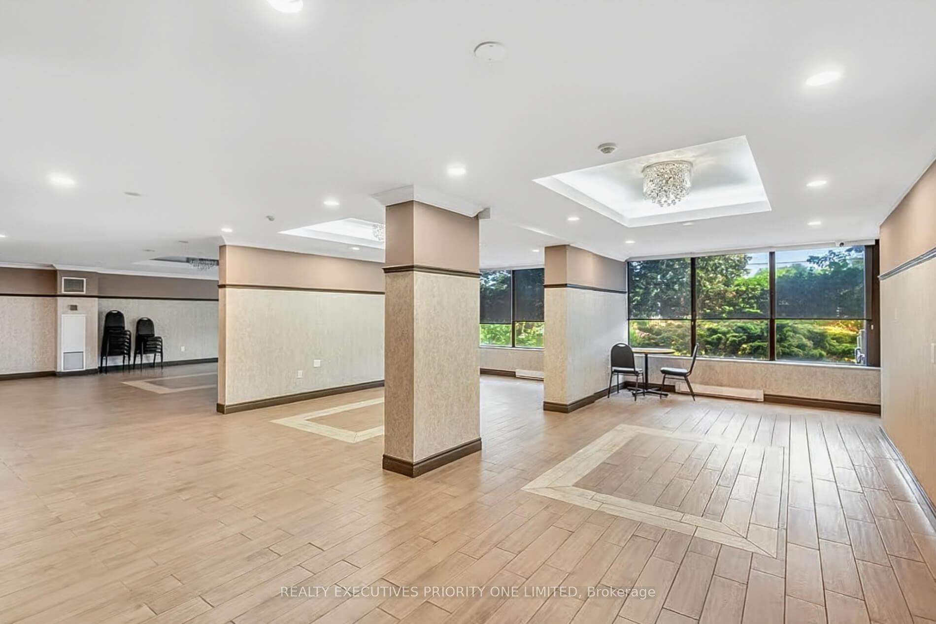 Photo 29 of Unit 1501, 7460 Bathurst Street, Vaughan, Brownridge — HOMEH
