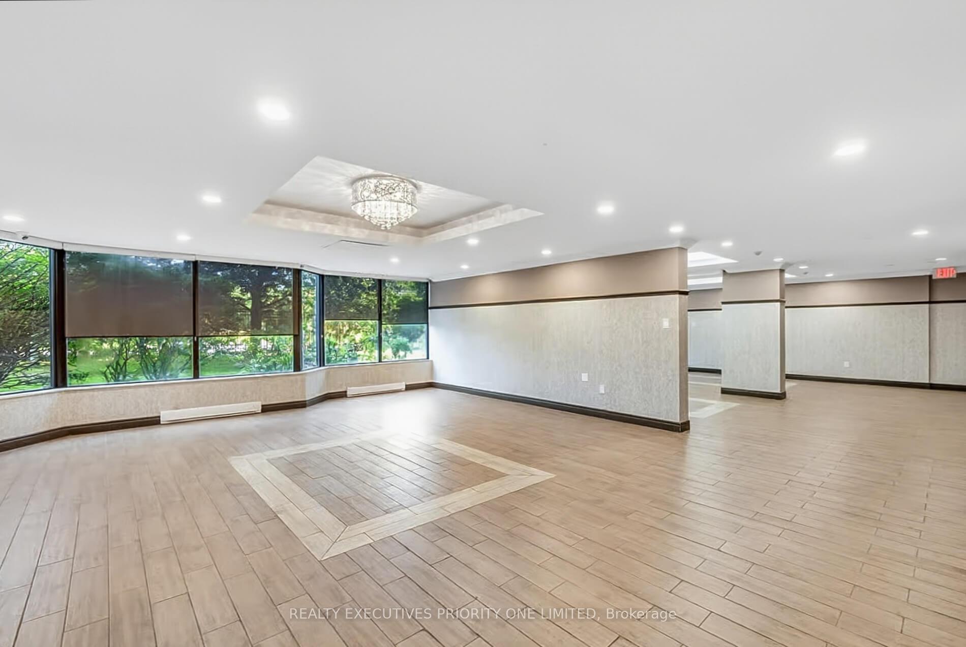 Photo 30 of Unit 1501, 7460 Bathurst Street, Vaughan, Brownridge — HOMEH