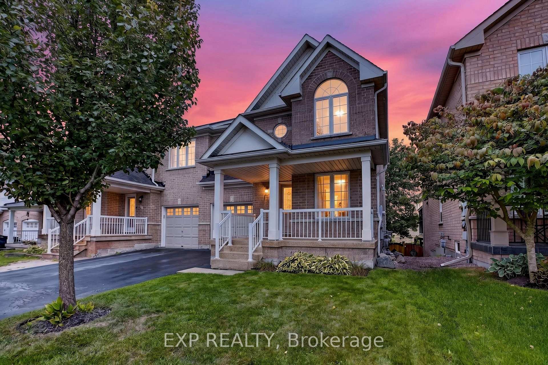 Front of 127 Knapton Drive
