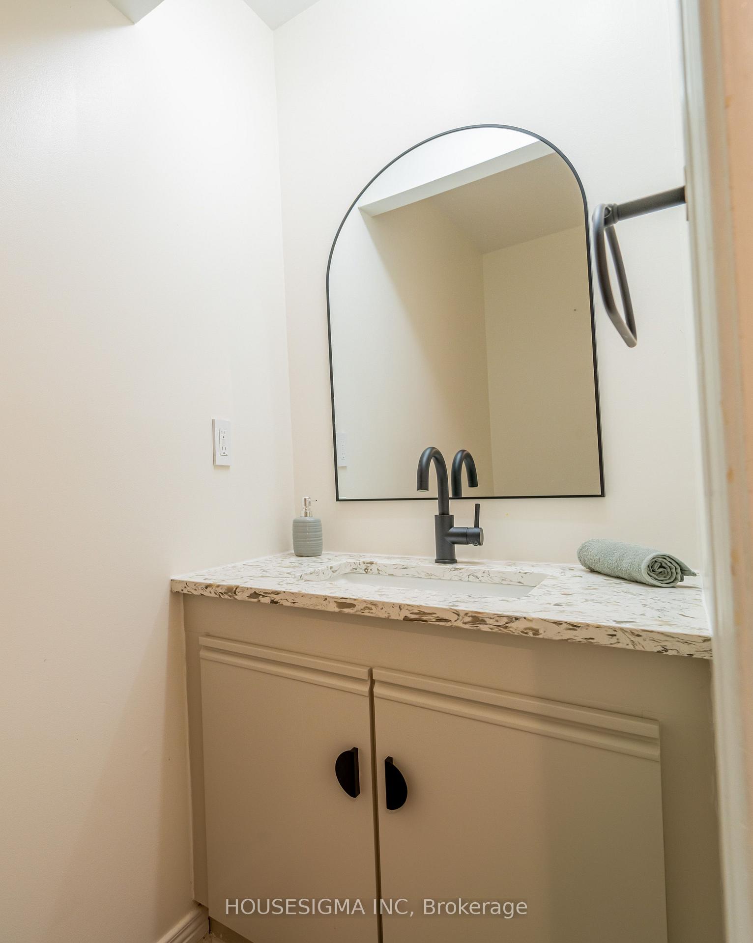 Photo 17 of 1437 Huntmar Drive, Ottawa, Huntley Ward (South East) — HOMEH