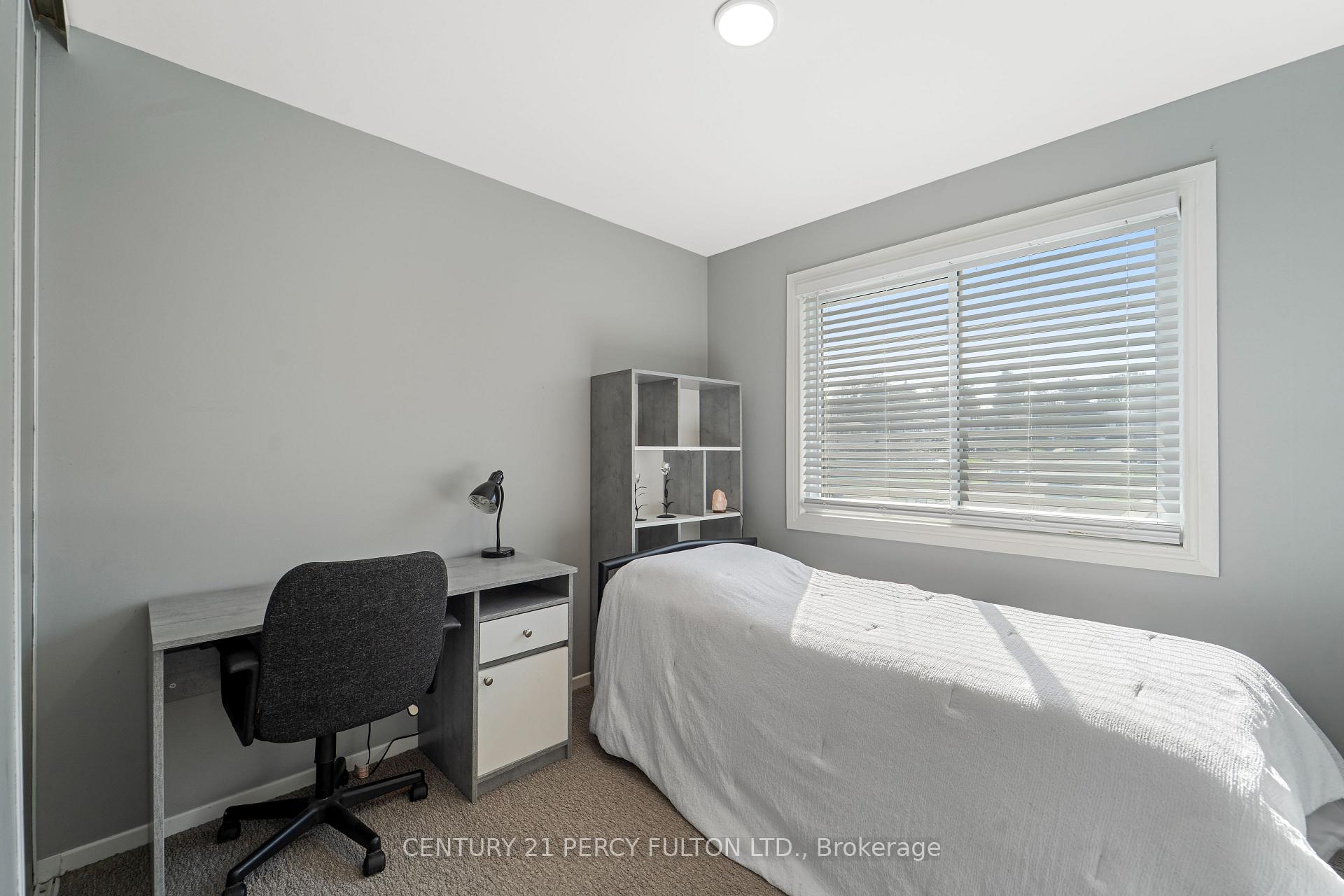 Photo 15 of 98 Doreen Crescent, Clarington, Bowmanville — HOMEH