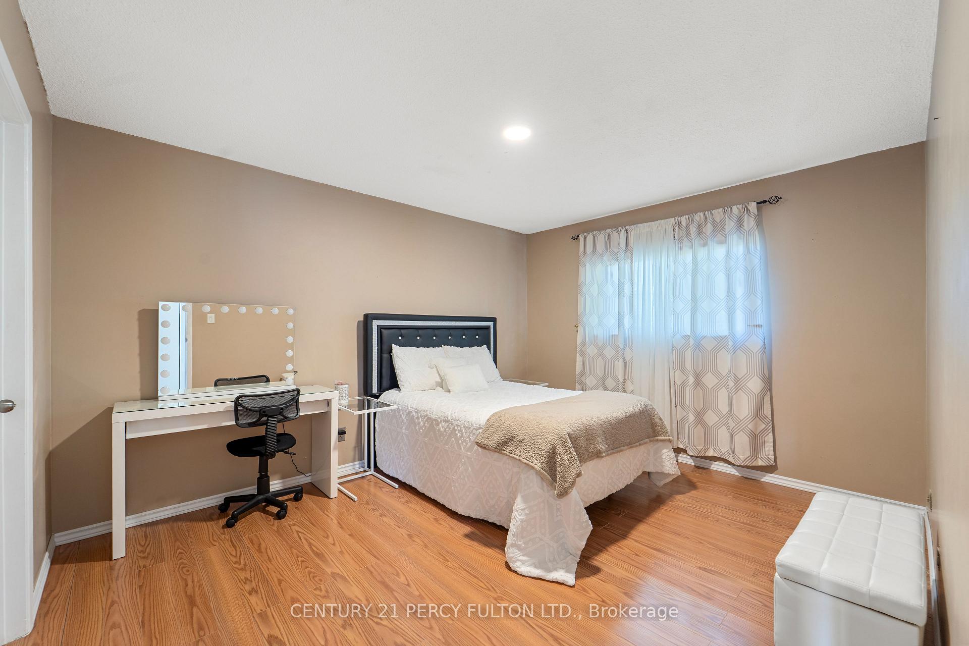 Photo 21 of 98 Doreen Crescent, Clarington, Bowmanville — HOMEH