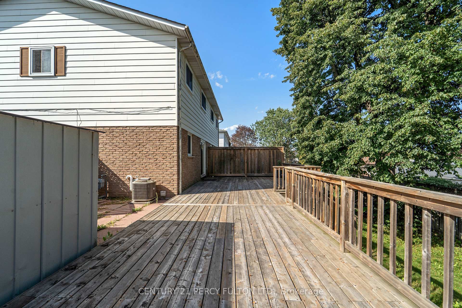 Photo 30 of 98 Doreen Crescent, Clarington, Bowmanville — HOMEH