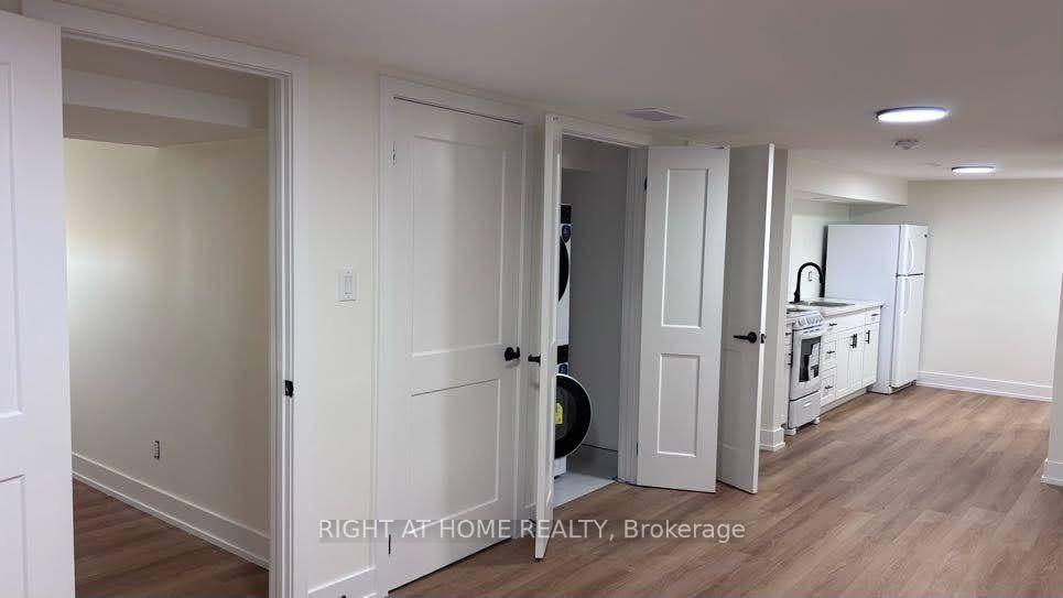 Photo 8 of 584 Forestwood Crescent, Burlington, Appleby — HOMEH