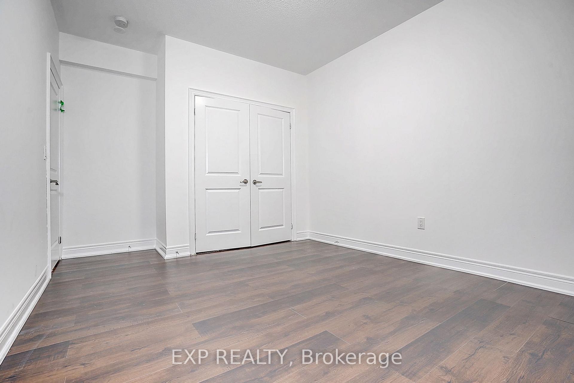 Photo 32 of 574 Sweetwater Crescent, Newmarket, Glenway Estates — HOMEH