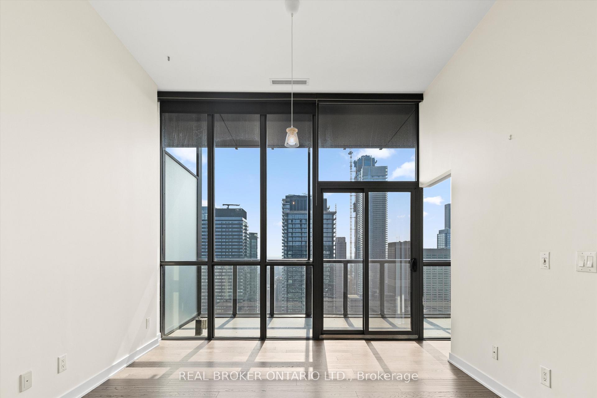 Photo 14 of Unit 4403, 110 Charles Street E, Toronto, Church-Yonge Corridor — HOMEH