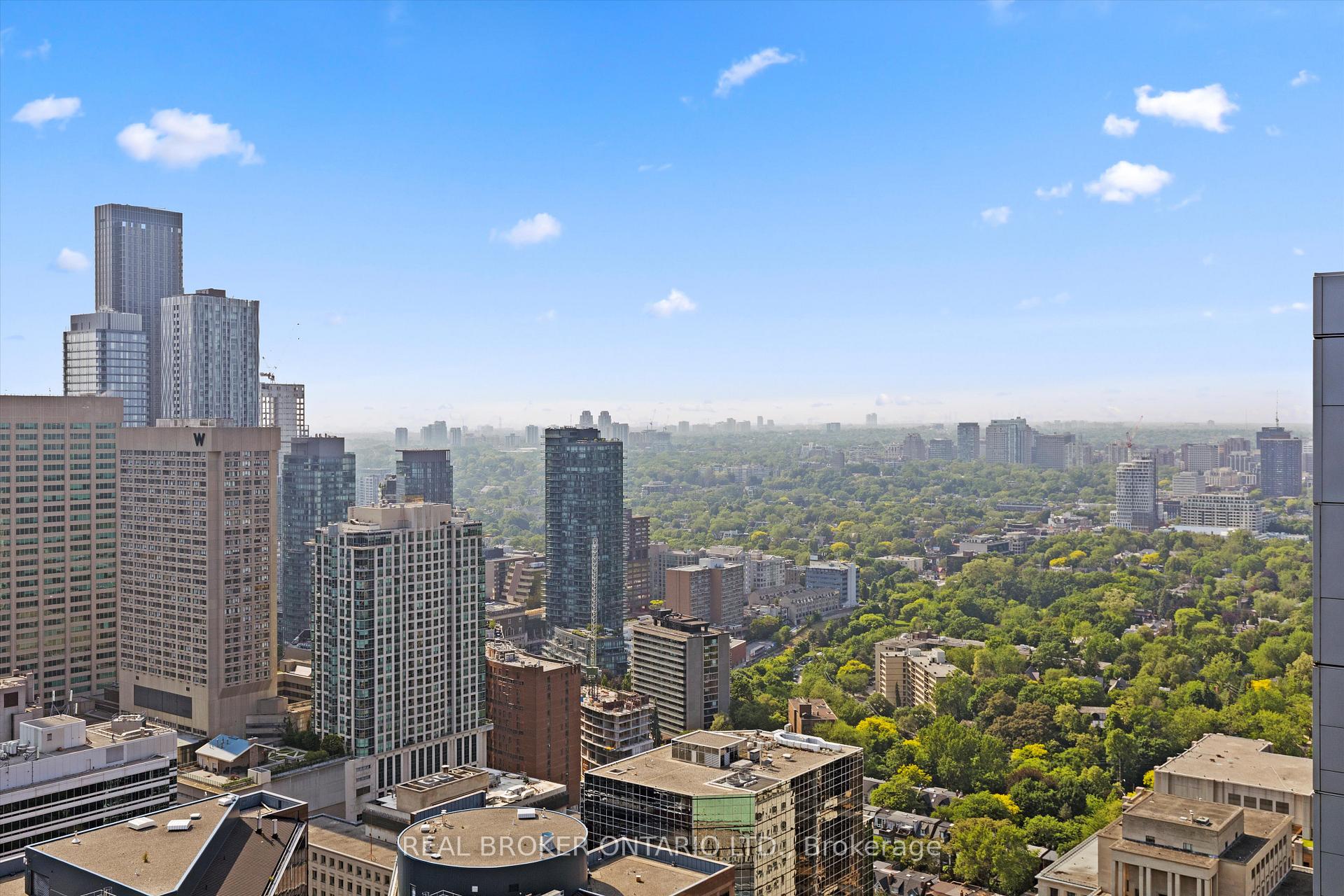 Photo 19 of Unit 4403, 110 Charles Street E, Toronto, Church-Yonge Corridor — HOMEH