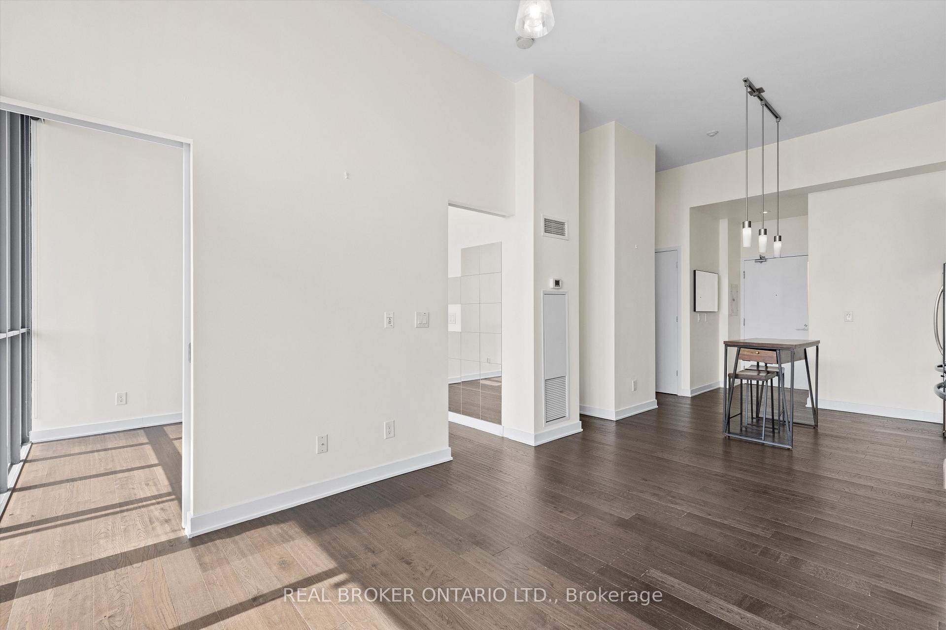 Photo 21 of Unit 4403, 110 Charles Street E, Toronto, Church-Yonge Corridor — HOMEH