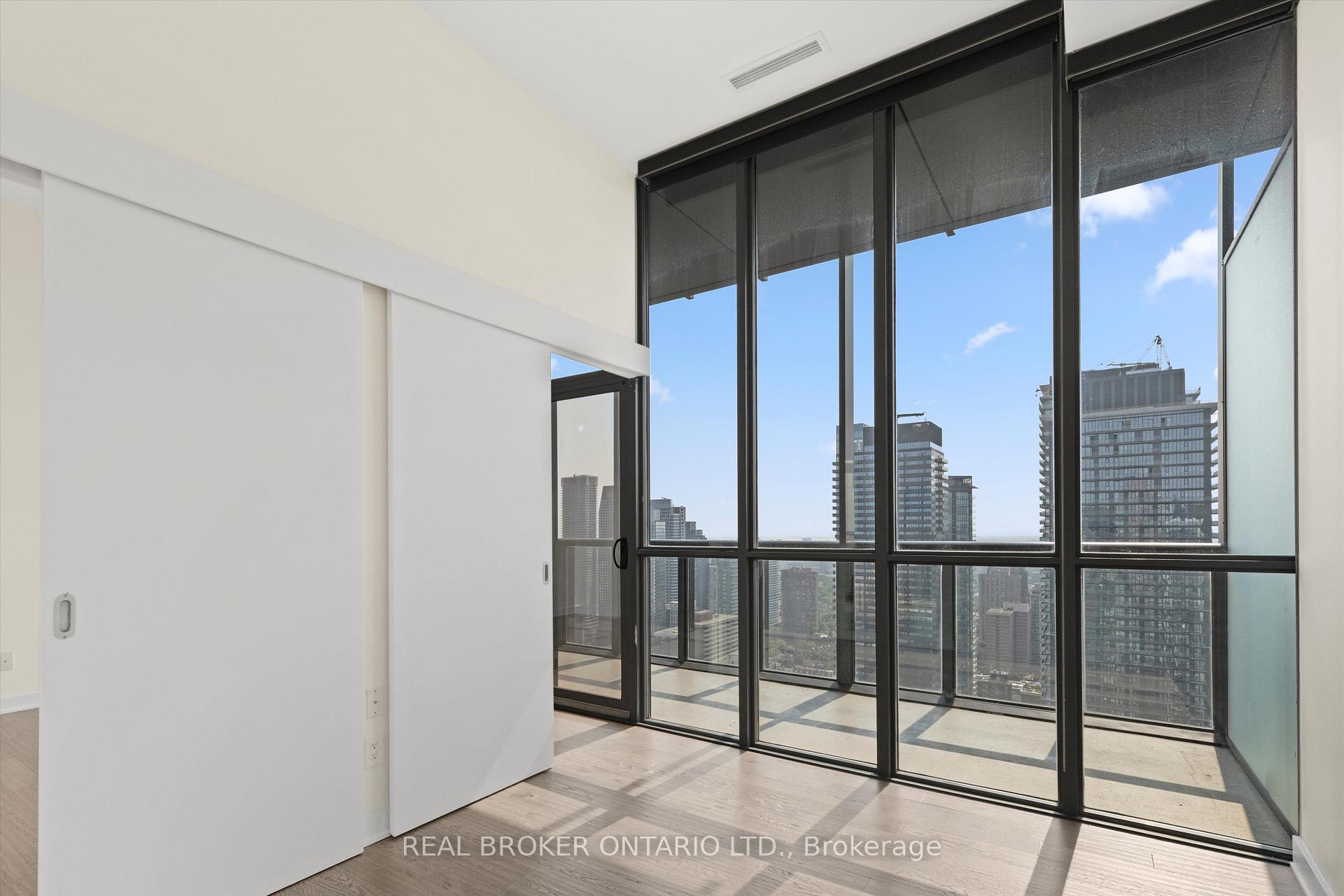 Photo 23 of Unit 4403, 110 Charles Street E, Toronto, Church-Yonge Corridor — HOMEH