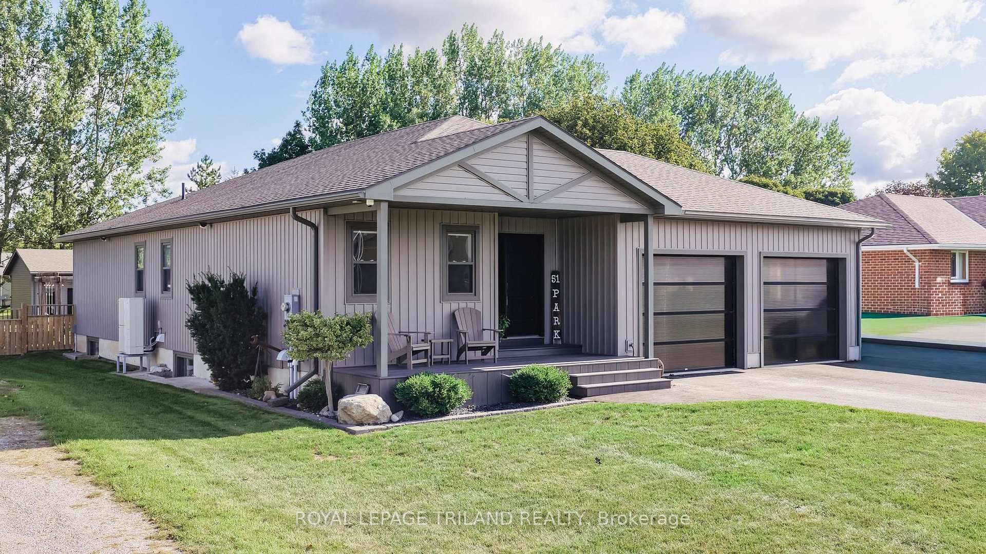 Photo 2 of 51 Park Street, Huron-Kinloss — HOMEH
