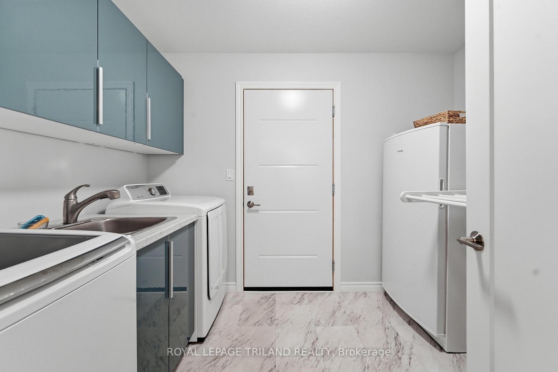 Photo 19 of 51 Park Street, Huron-Kinloss — HOMEH