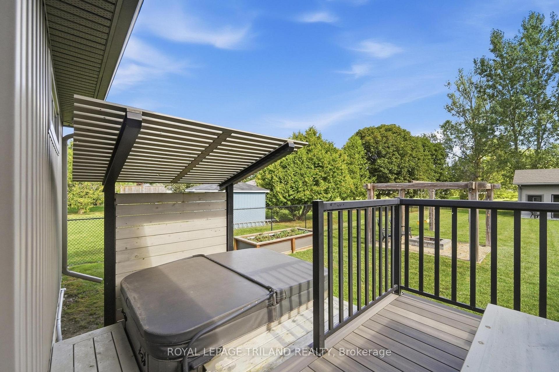 Photo 28 of 51 Park Street, Huron-Kinloss — HOMEH