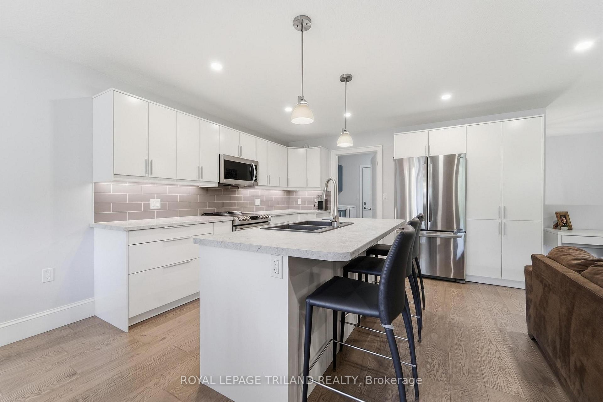 Photo 21 of 51 Park Street, Huron-Kinloss — HOMEH