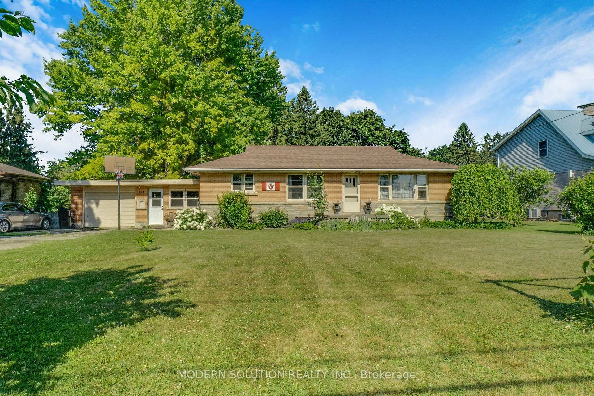 Photo 2 of 124 Northside Drive, Woolwich — HOMEH