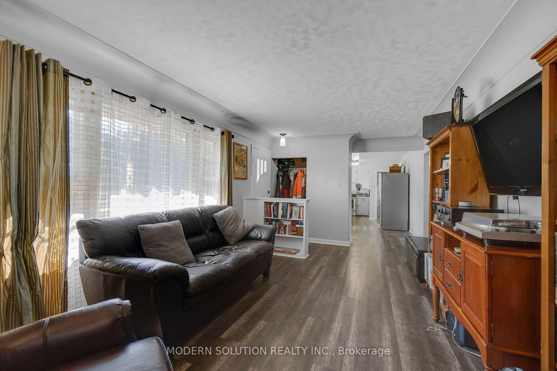 Photo 9 of 124 Northside Drive, Woolwich — HOMEH