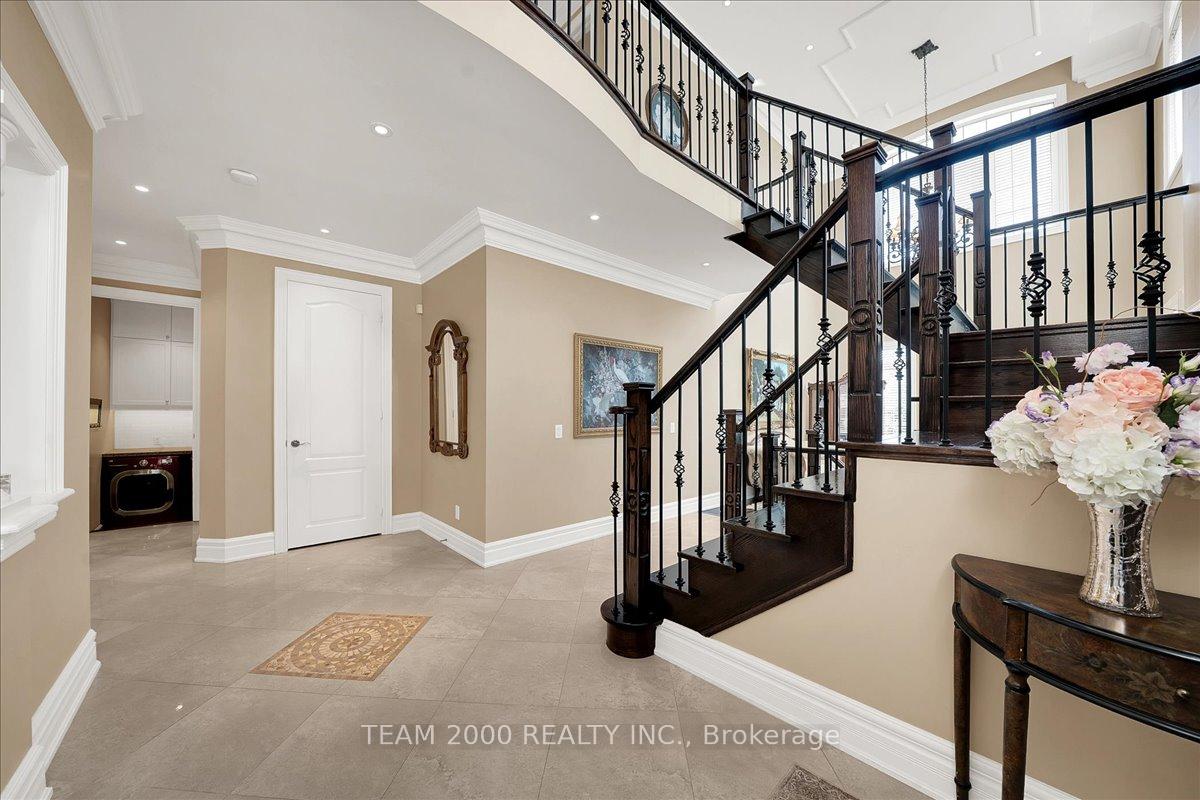 Photo 9 of 2 Monteverde Way, Vaughan, Vellore Village — HOMEH