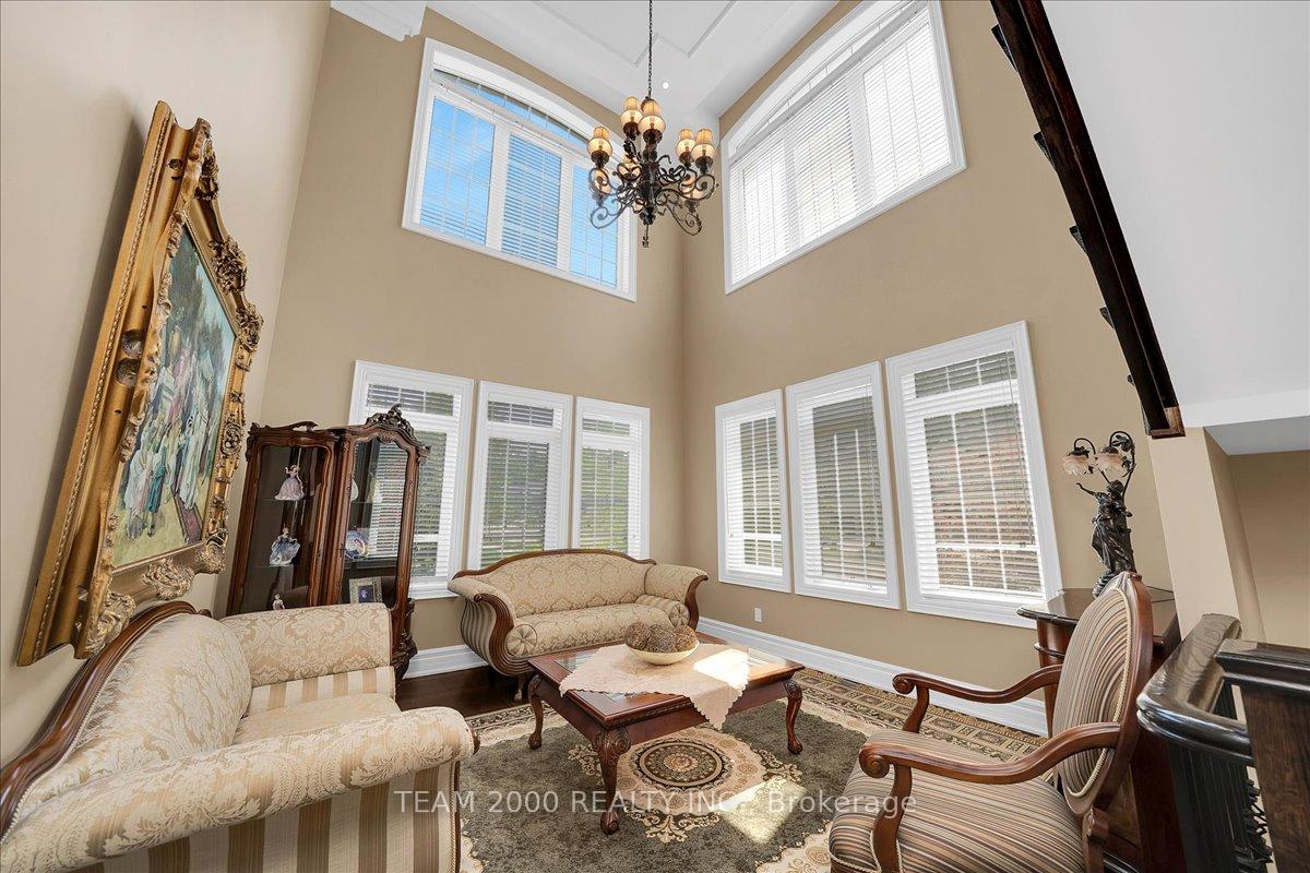 Photo 10 of 2 Monteverde Way, Vaughan, Vellore Village — HOMEH
