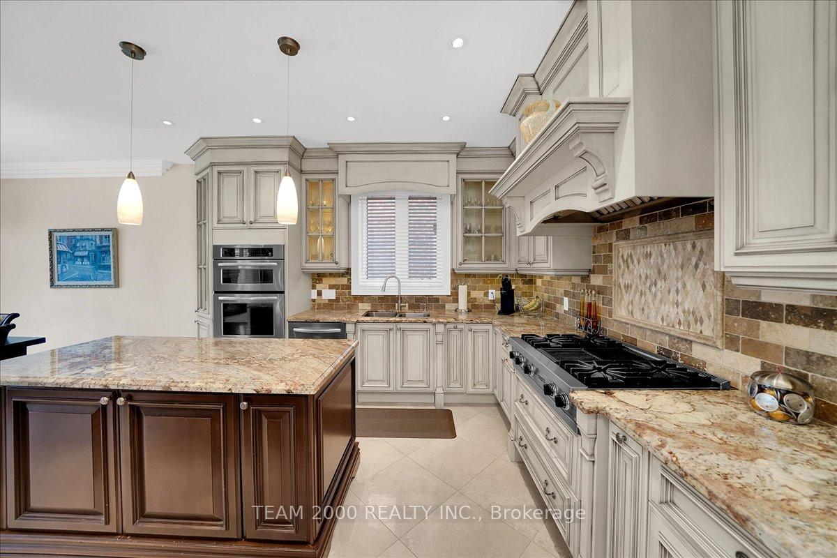 Photo 13 of 2 Monteverde Way, Vaughan, Vellore Village — HOMEH