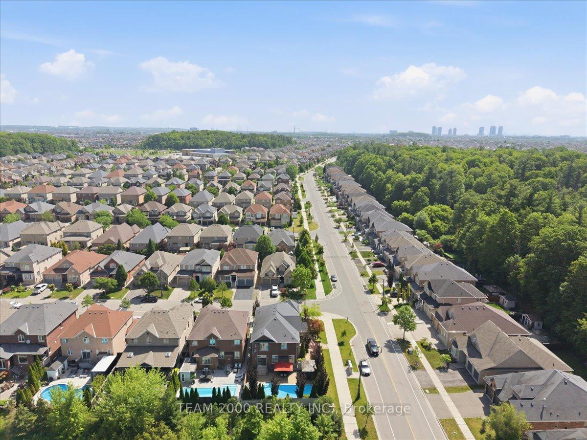 Photo 39 of 2 Monteverde Way, Vaughan, Vellore Village — HOMEH