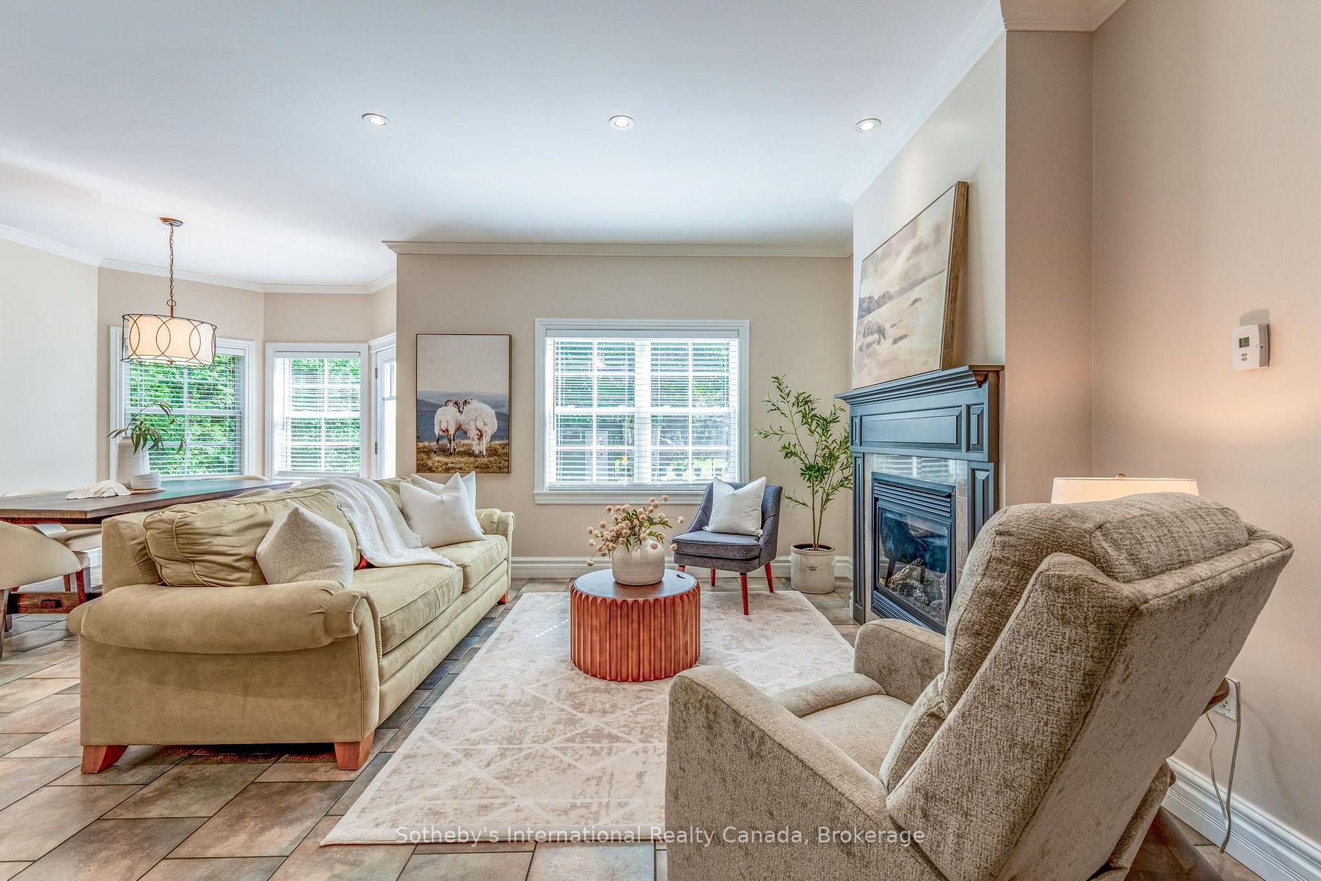 Photo 9 of 75 Edward Street E, Clearview, Creemore — HOMEH