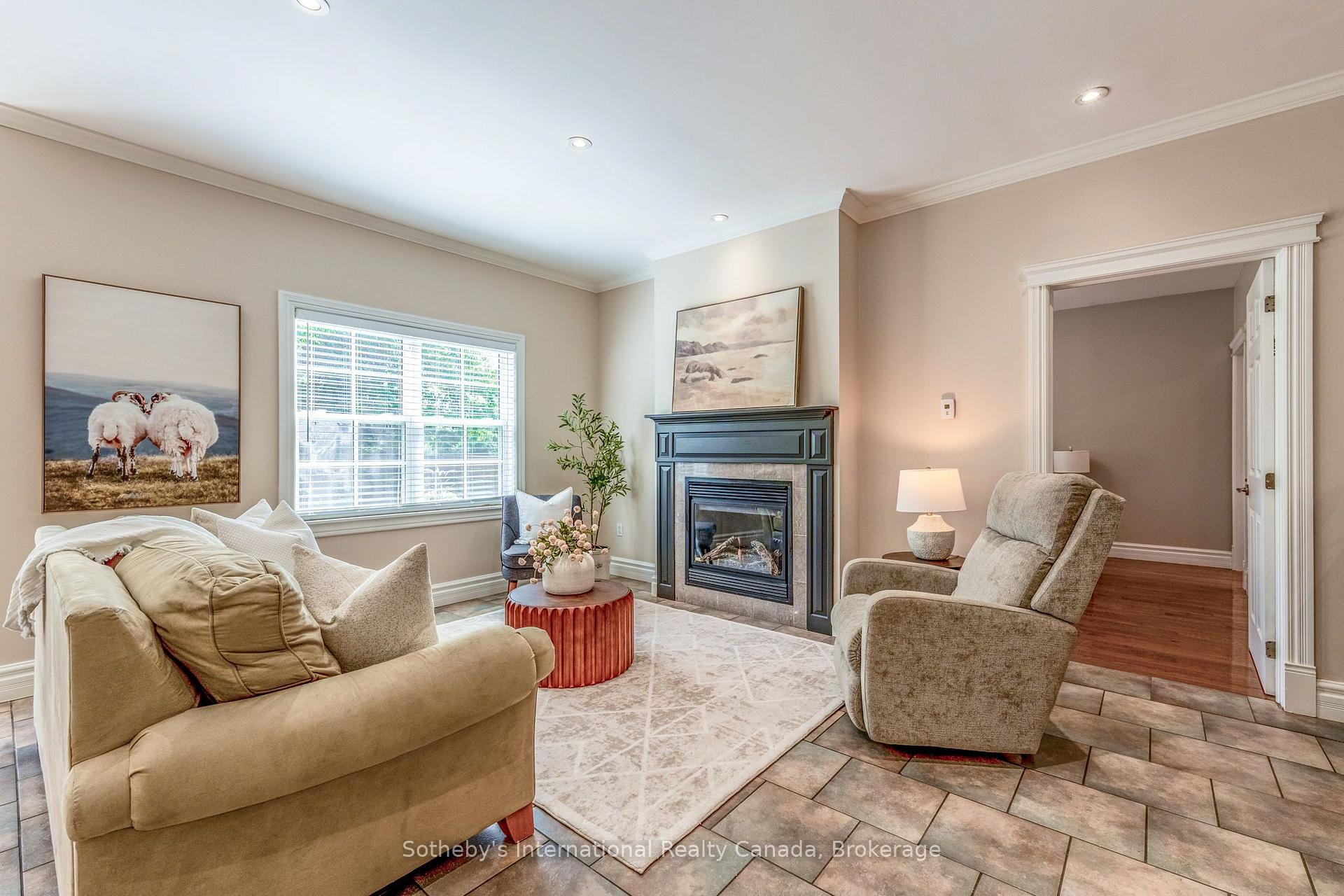 Photo 10 of 75 Edward Street E, Clearview, Creemore — HOMEH
