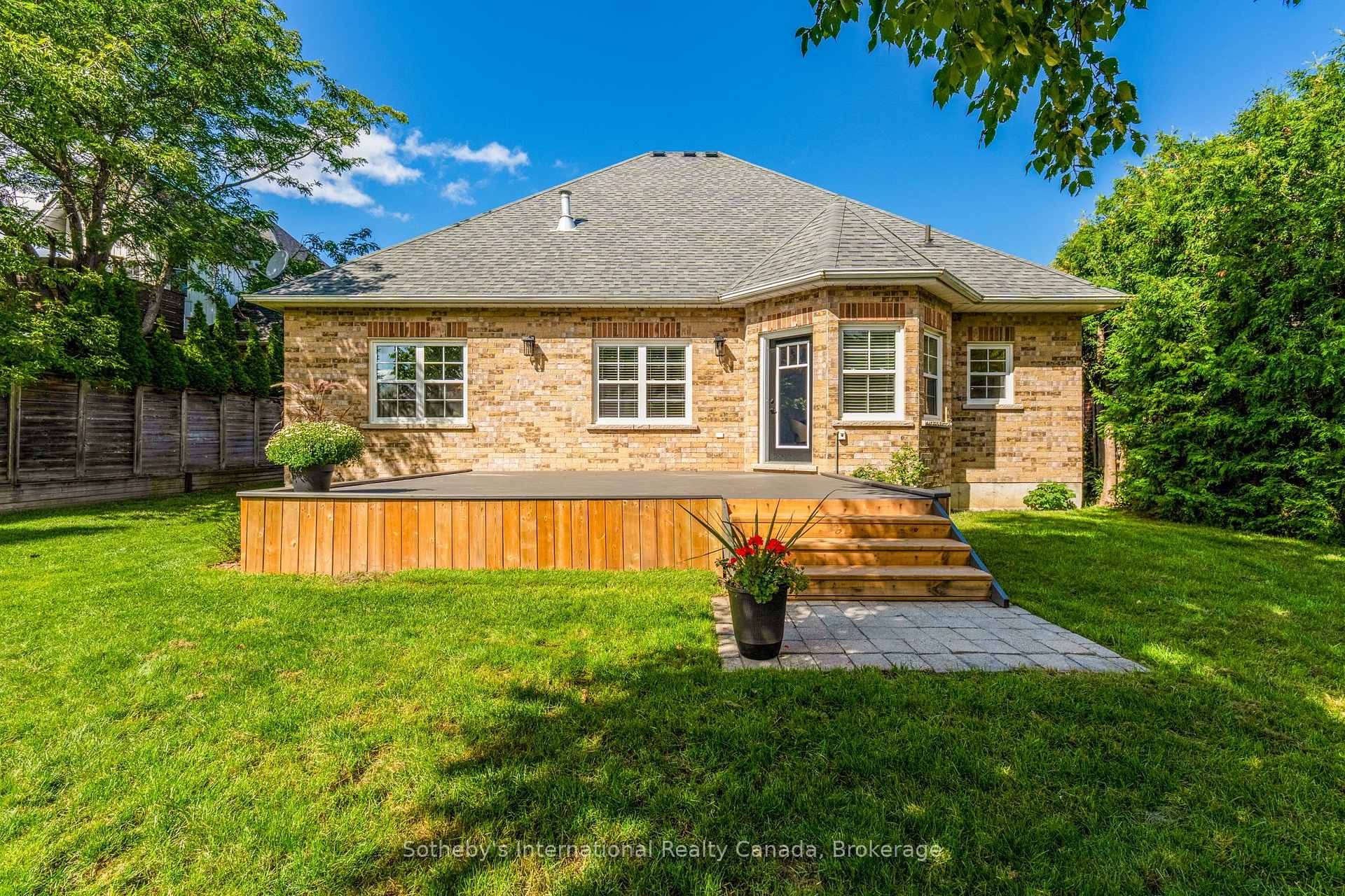 Photo 42 of 75 Edward Street E, Clearview, Creemore — HOMEH