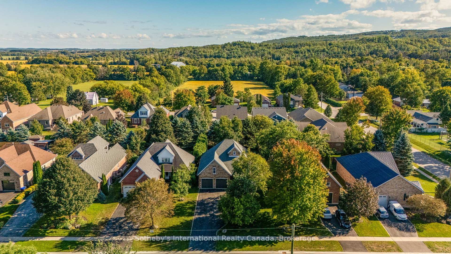 Photo 49 of 75 Edward Street E, Clearview, Creemore — HOMEH