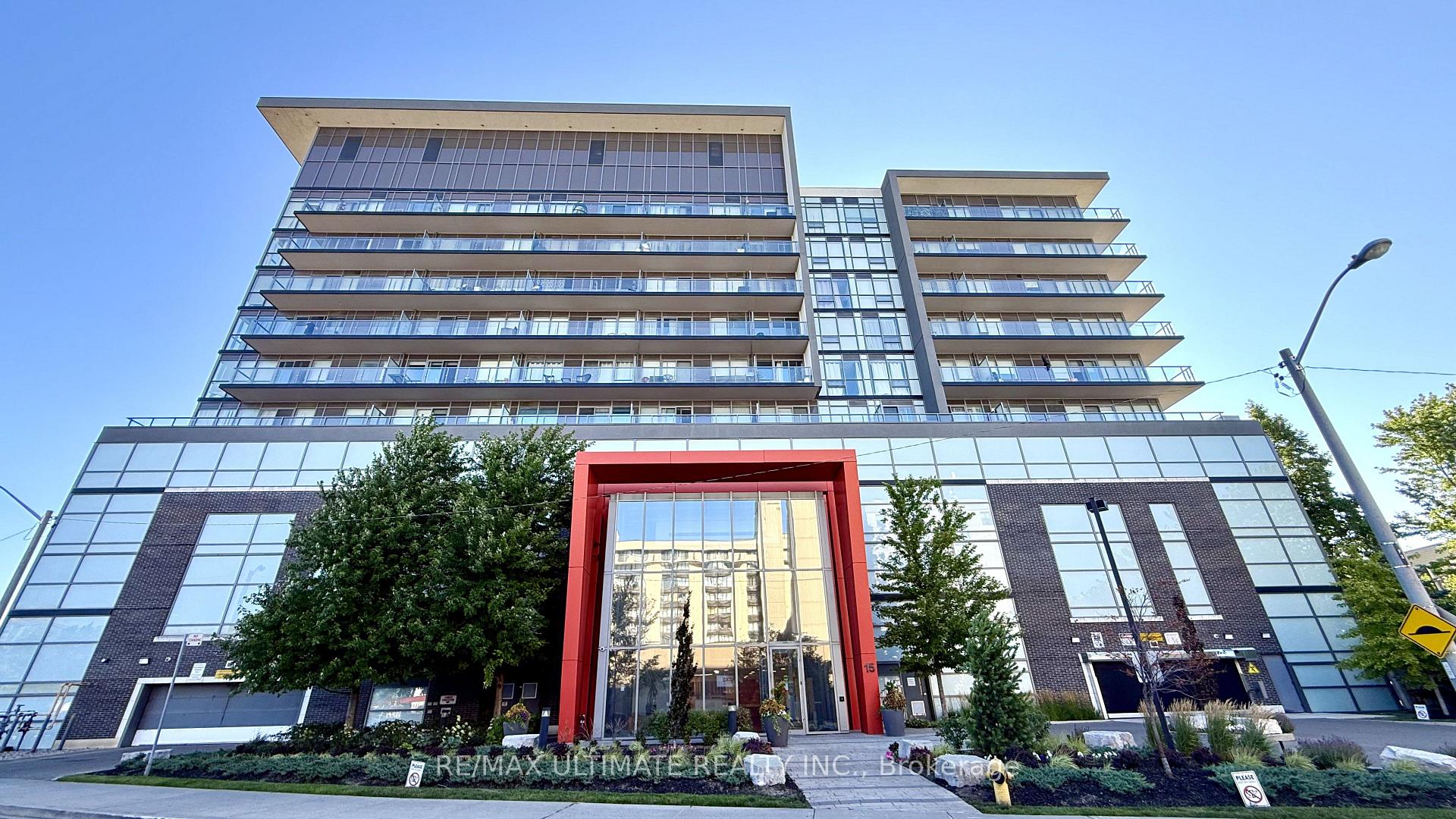 Front of Unit 723, 15 James Finlay Way