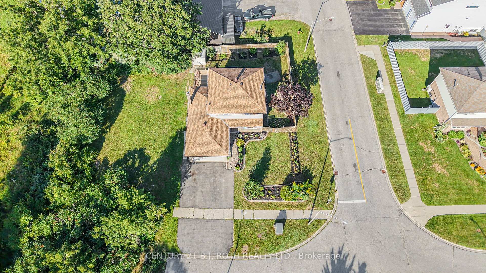 Photo 41 of 104 Woodside Drive, Orillia — HOMEH