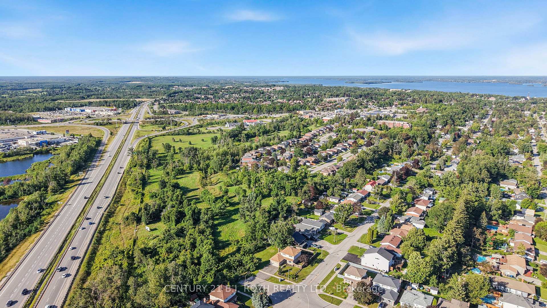 Photo 44 of 104 Woodside Drive, Orillia — HOMEH