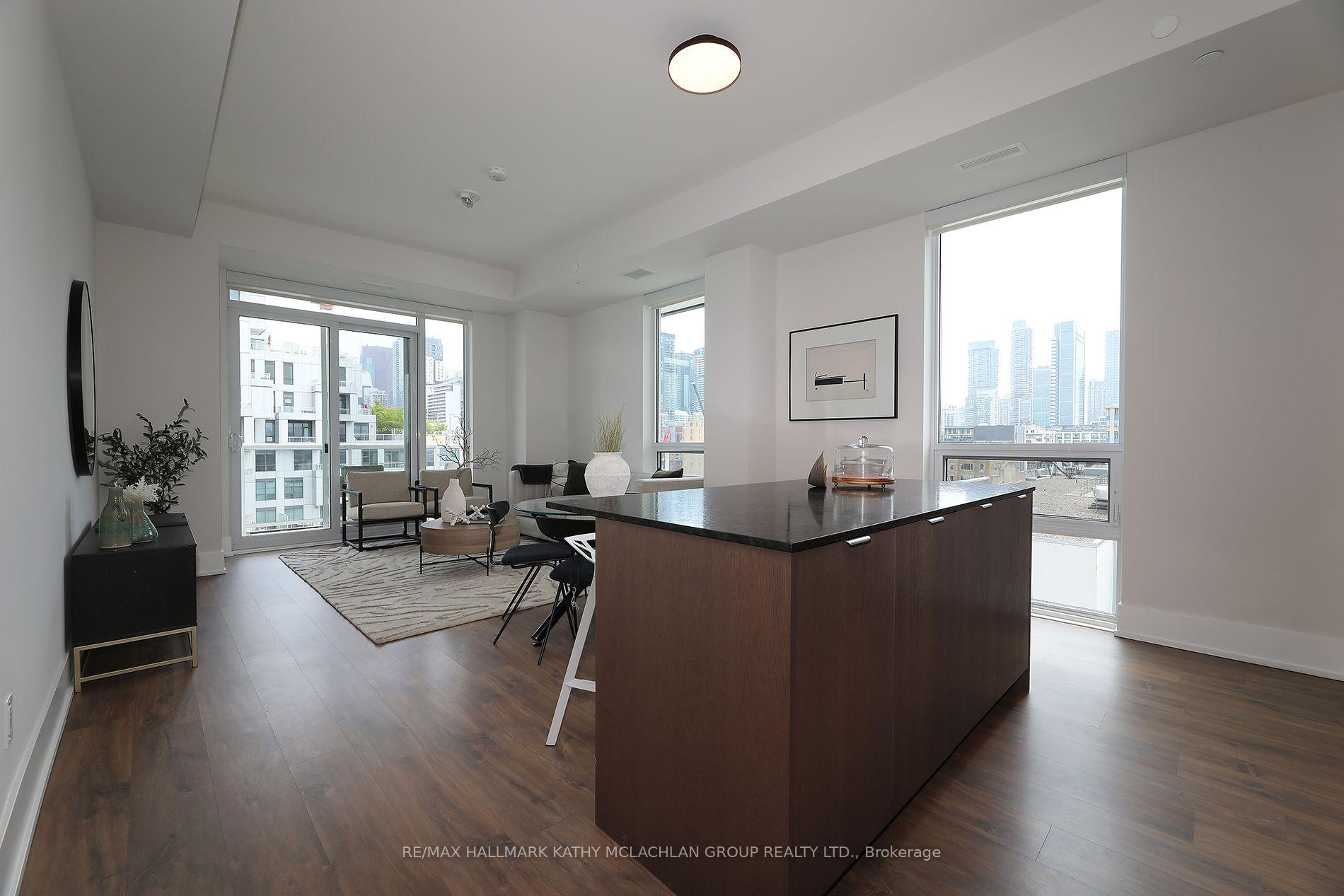 Photo 6 of Unit 815, 80 Vanauley Street, Toronto, Kensington-Chinatown — HOMEH