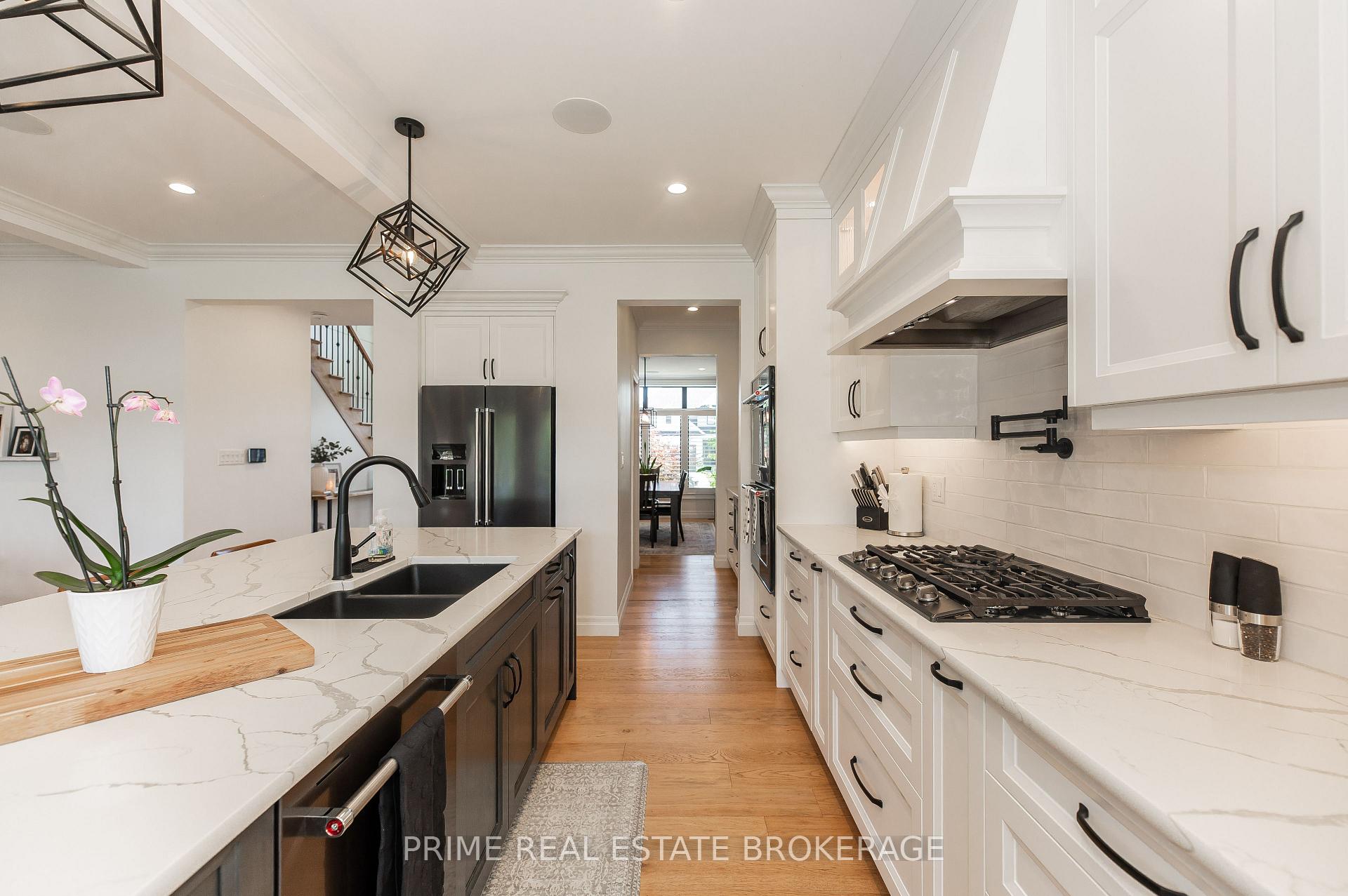 Photo 22 of 205 Martin Road, Middlesex Centre, Delaware Town — HOMEH