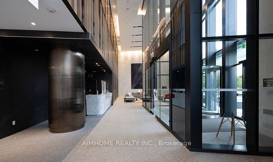 Photo 2 of Unit 1722, 585 Bloor Street E, Toronto, North St. James Town — HOMEH