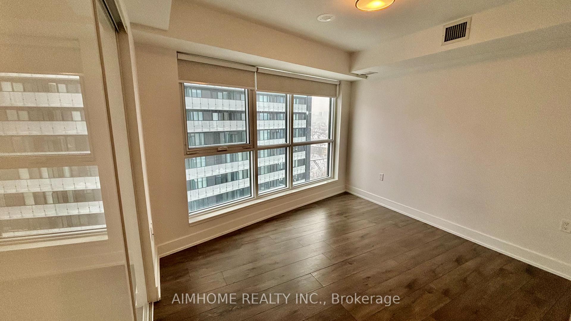 Photo 9 of Unit 1722, 585 Bloor Street E, Toronto, North St. James Town — HOMEH