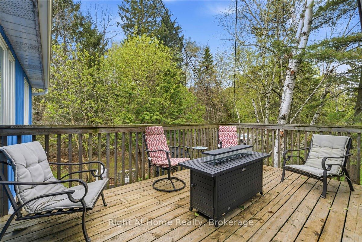 Photo 9 of 1252 Britannia Road, Burlington, Rural Burlington — HOMEH