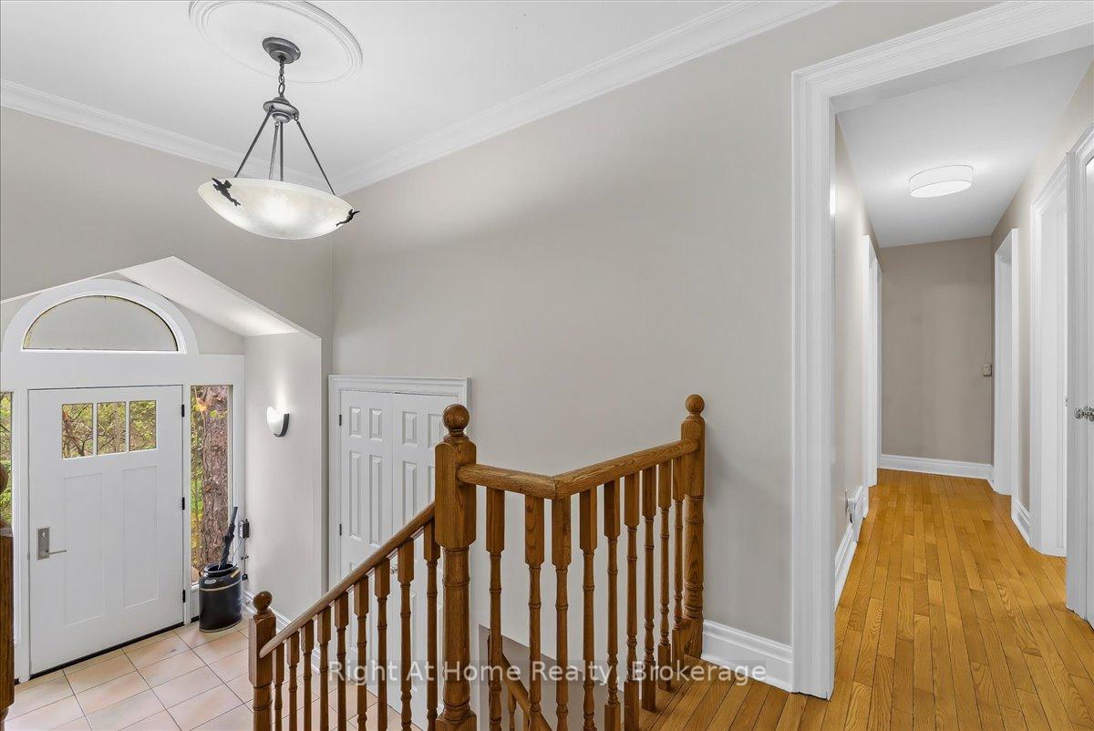 Photo 11 of 1252 Britannia Road, Burlington, Rural Burlington — HOMEH