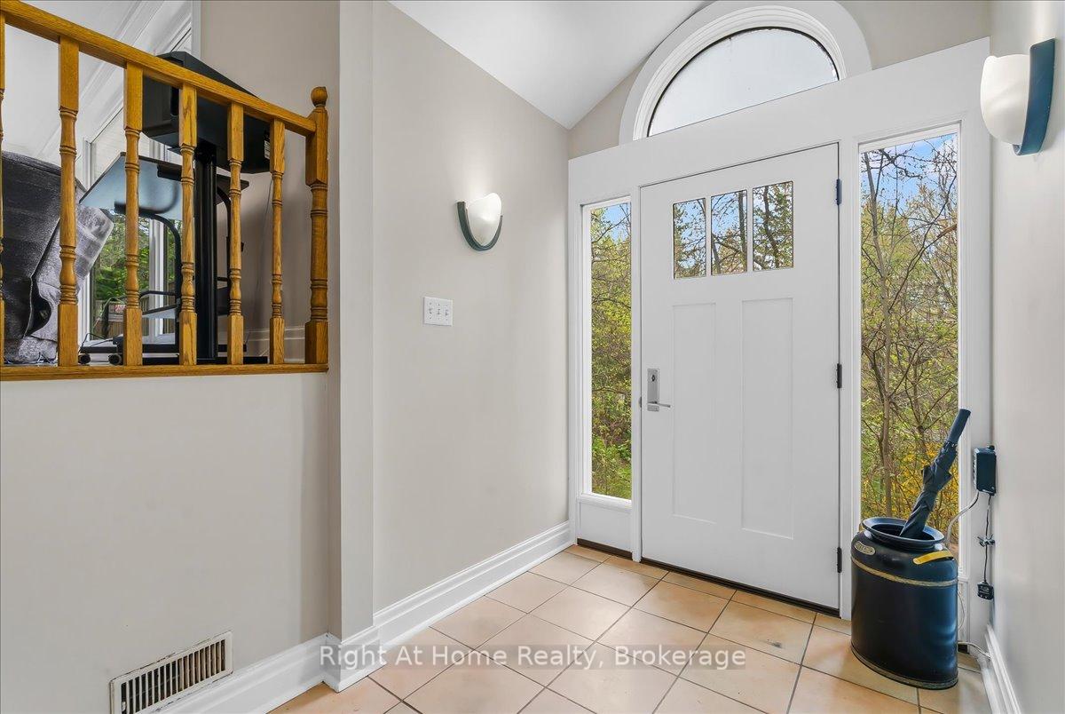 Photo 12 of 1252 Britannia Road, Burlington, Rural Burlington — HOMEH