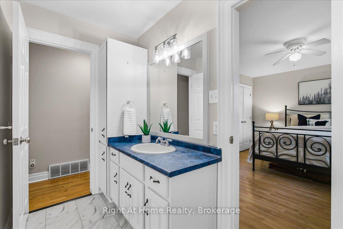 Photo 32 of 1252 Britannia Road, Burlington, Rural Burlington — HOMEH