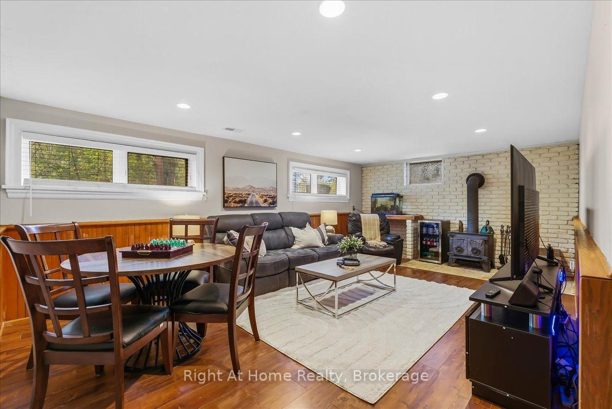 Photo 35 of 1252 Britannia Road, Burlington, Rural Burlington — HOMEH