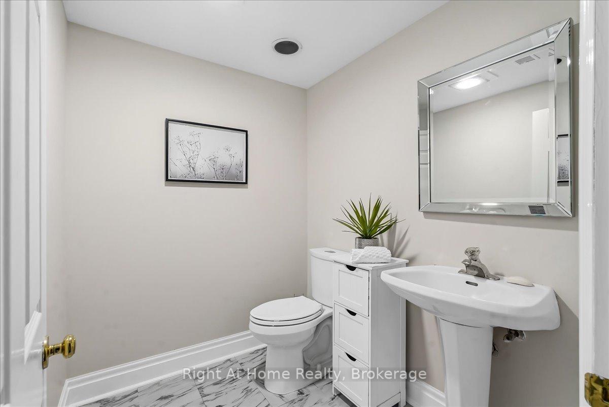 Photo 37 of 1252 Britannia Road, Burlington, Rural Burlington — HOMEH