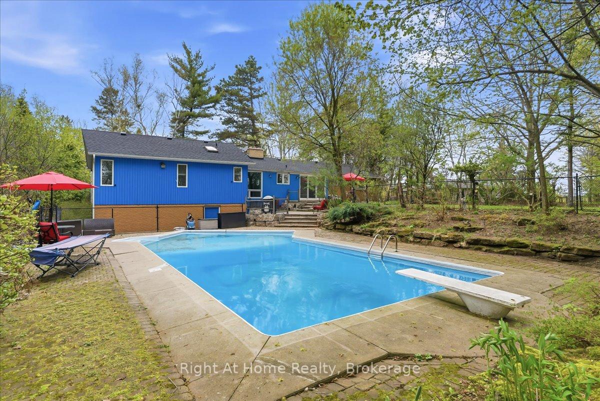 Photo 43 of 1252 Britannia Road, Burlington, Rural Burlington — HOMEH