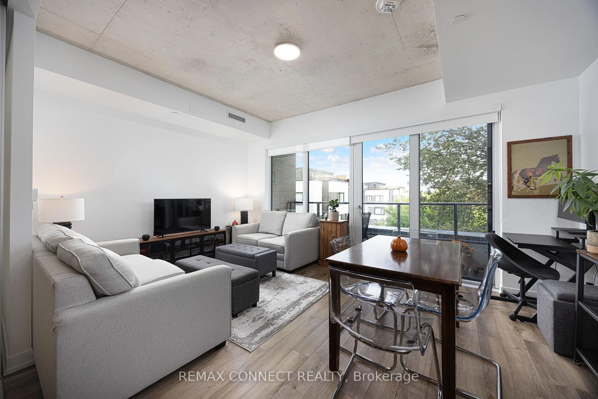 Photo 9 of Unit 304, 1808 St. Clair Avenue W, Toronto, Junction Area — HOMEH