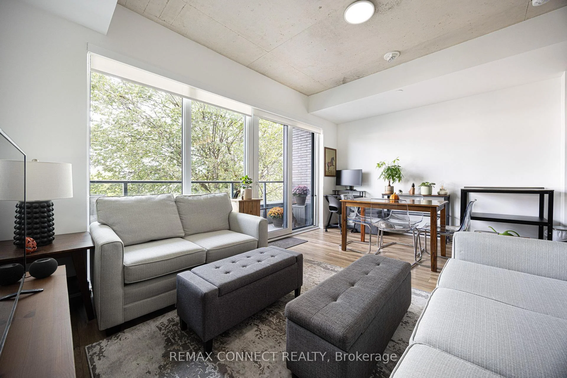 Photo 10 of Unit 304, 1808 St. Clair Avenue W, Toronto, Junction Area — HOMEH