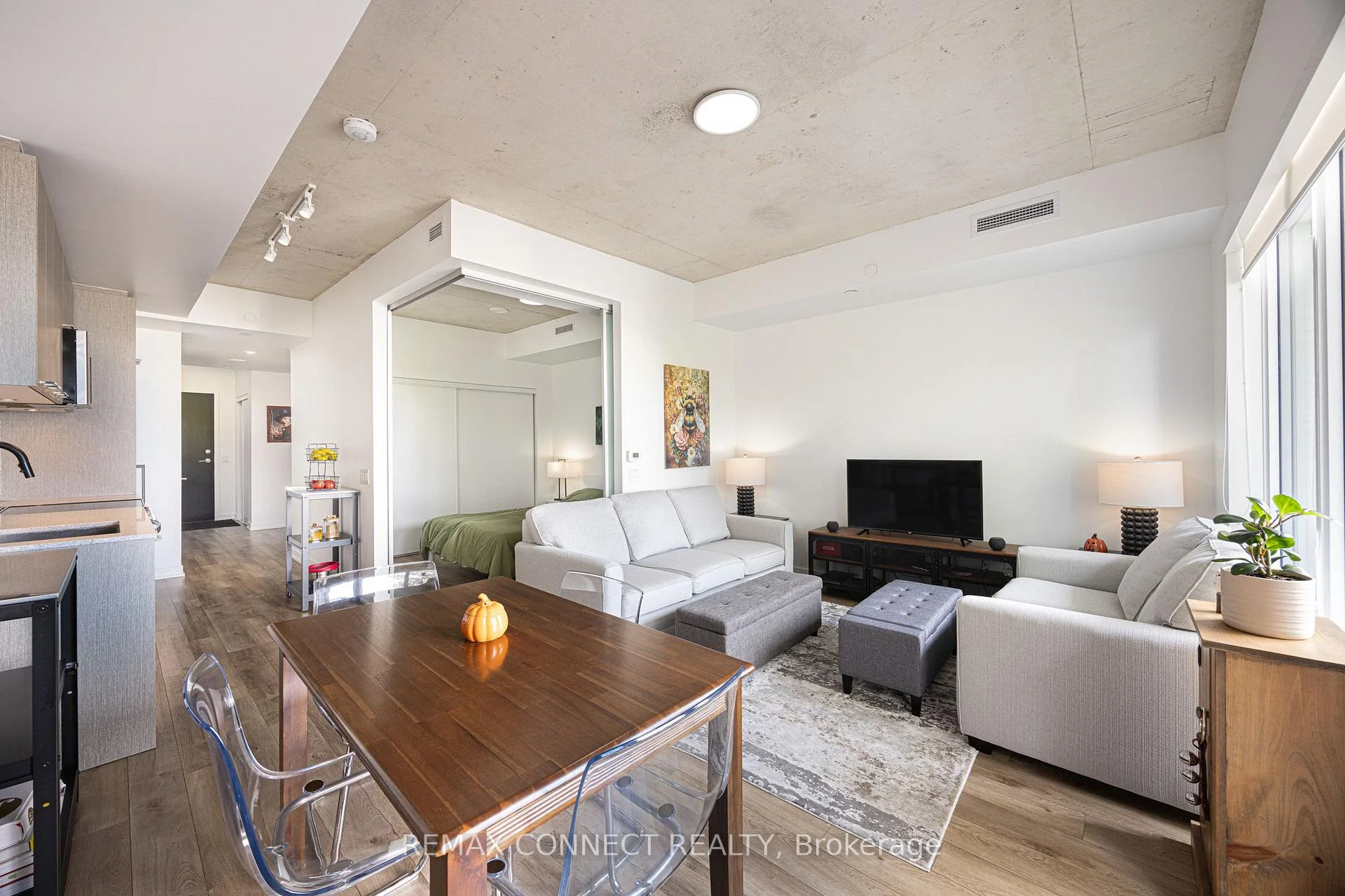 Photo 12 of Unit 304, 1808 St. Clair Avenue W, Toronto, Junction Area — HOMEH