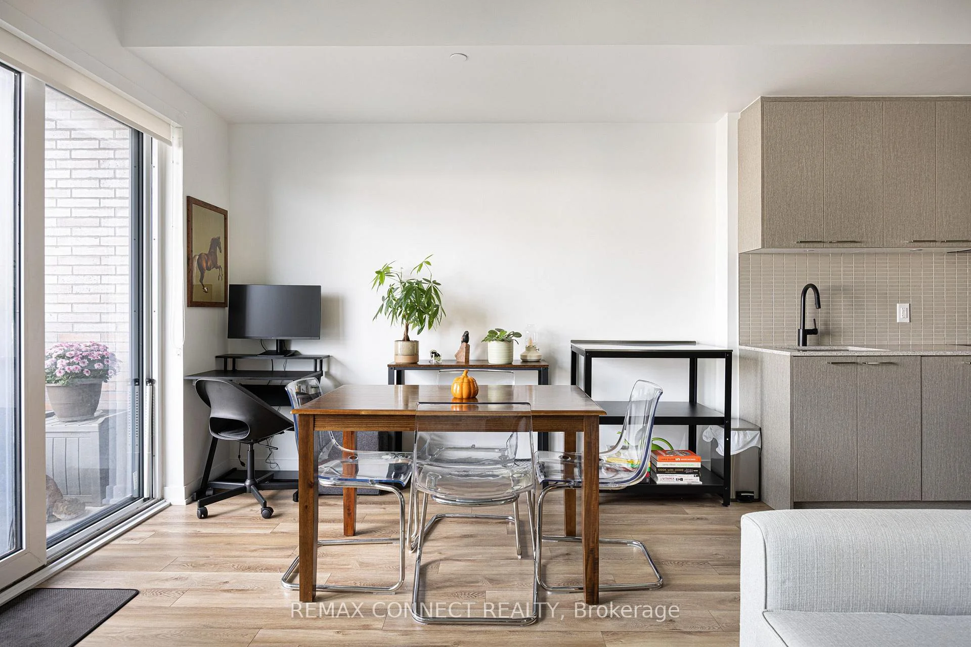 Photo 16 of Unit 304, 1808 St. Clair Avenue W, Toronto, Junction Area — HOMEH
